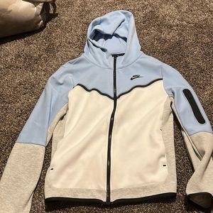 Kids Nike tech zip up size XL